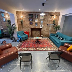 Coffee area & workspace 3