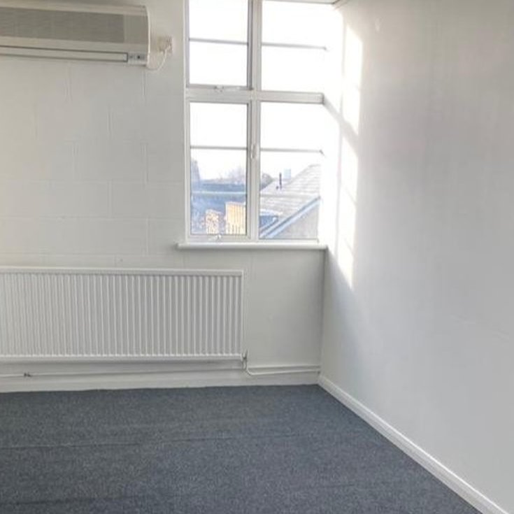 Arbeit Studios - Kilburn Bridge (3 studios)